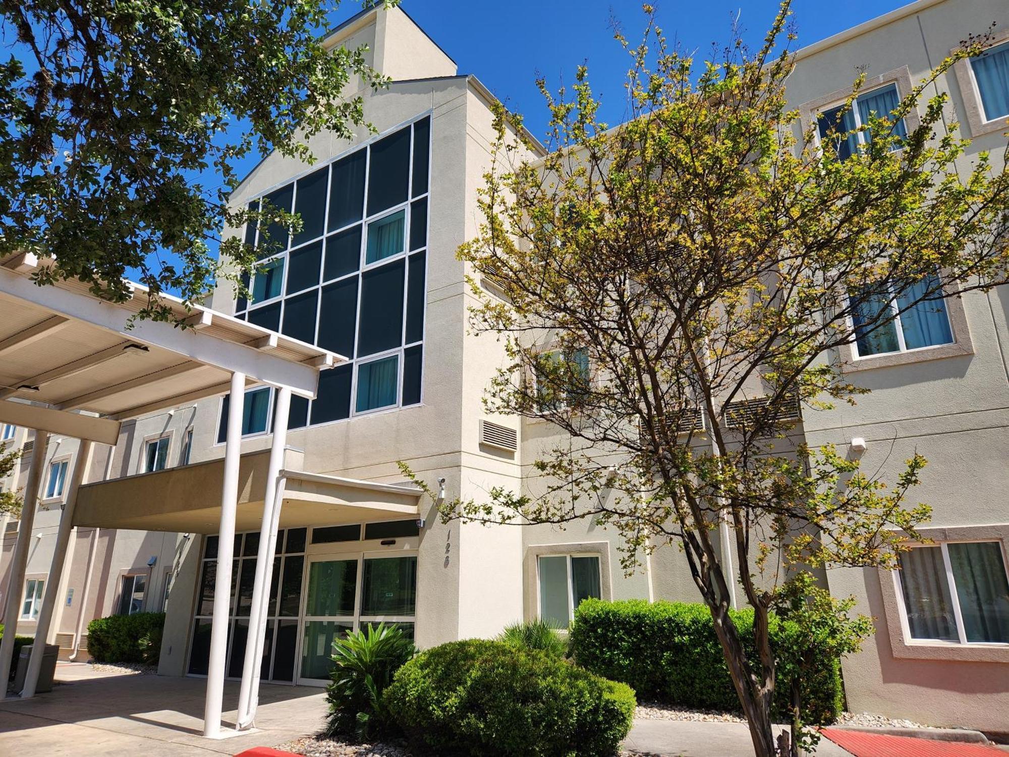 6-san Antonio, Tx - Airport Hotel